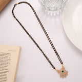 Elegant Emerald Stone Mangal Sutra Silver Chain