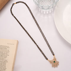Elegant Emerald Stone Mangal Sutra Silver Chain