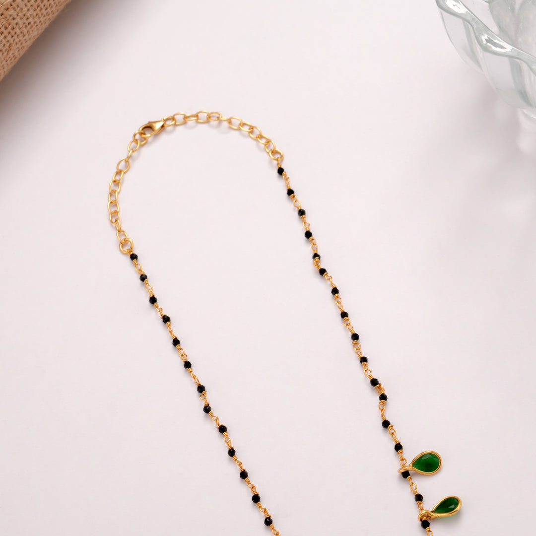 Charming Teardrop Emerald Mangal Sutra Golden Chain