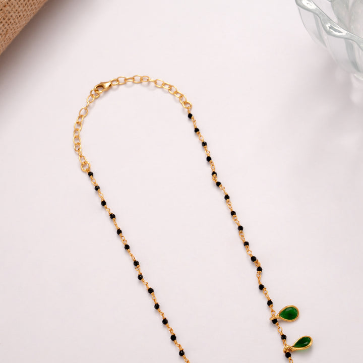 Charming Teardrop Emerald Mangal Sutra Golden Chain