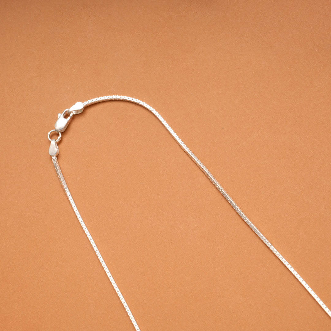 Minimal Box Design Silver Chain