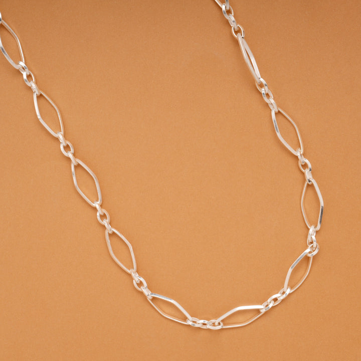 Delicate Link Pattern Silver Men’s Chain