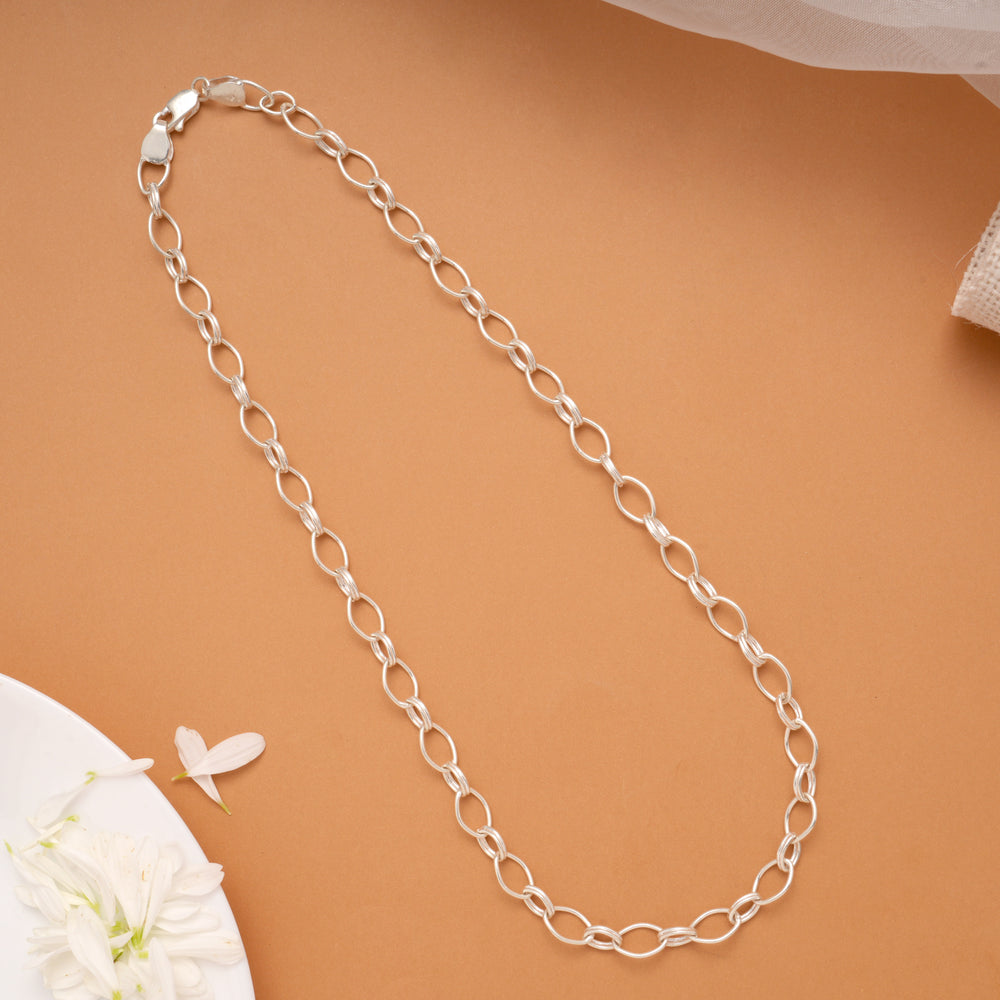 Elegant Oval Link Pattern Silver Chain