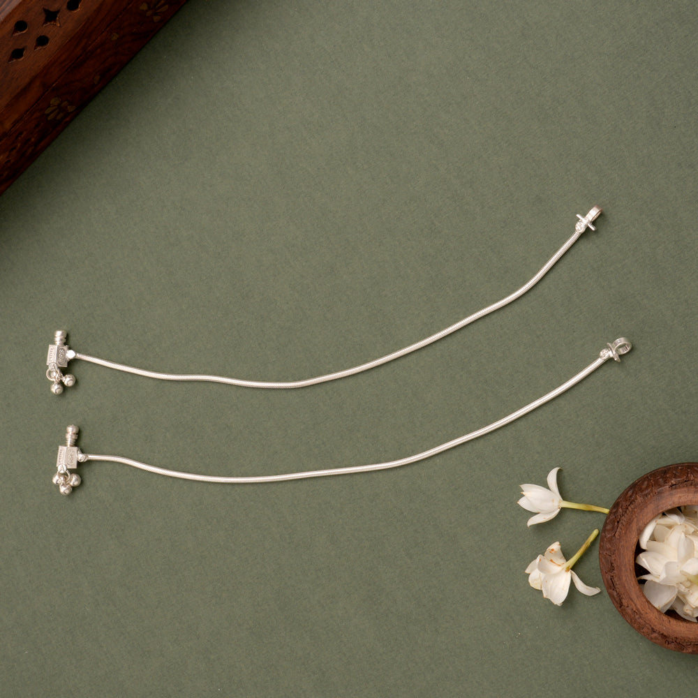 Thin Smooth Silver Anklet