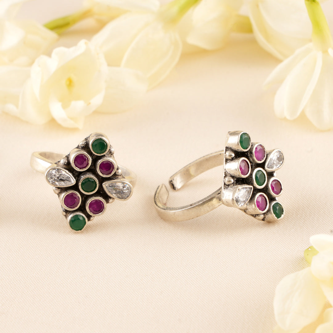 Elegant Ruby-Emerald Circle Silver Toe Ring