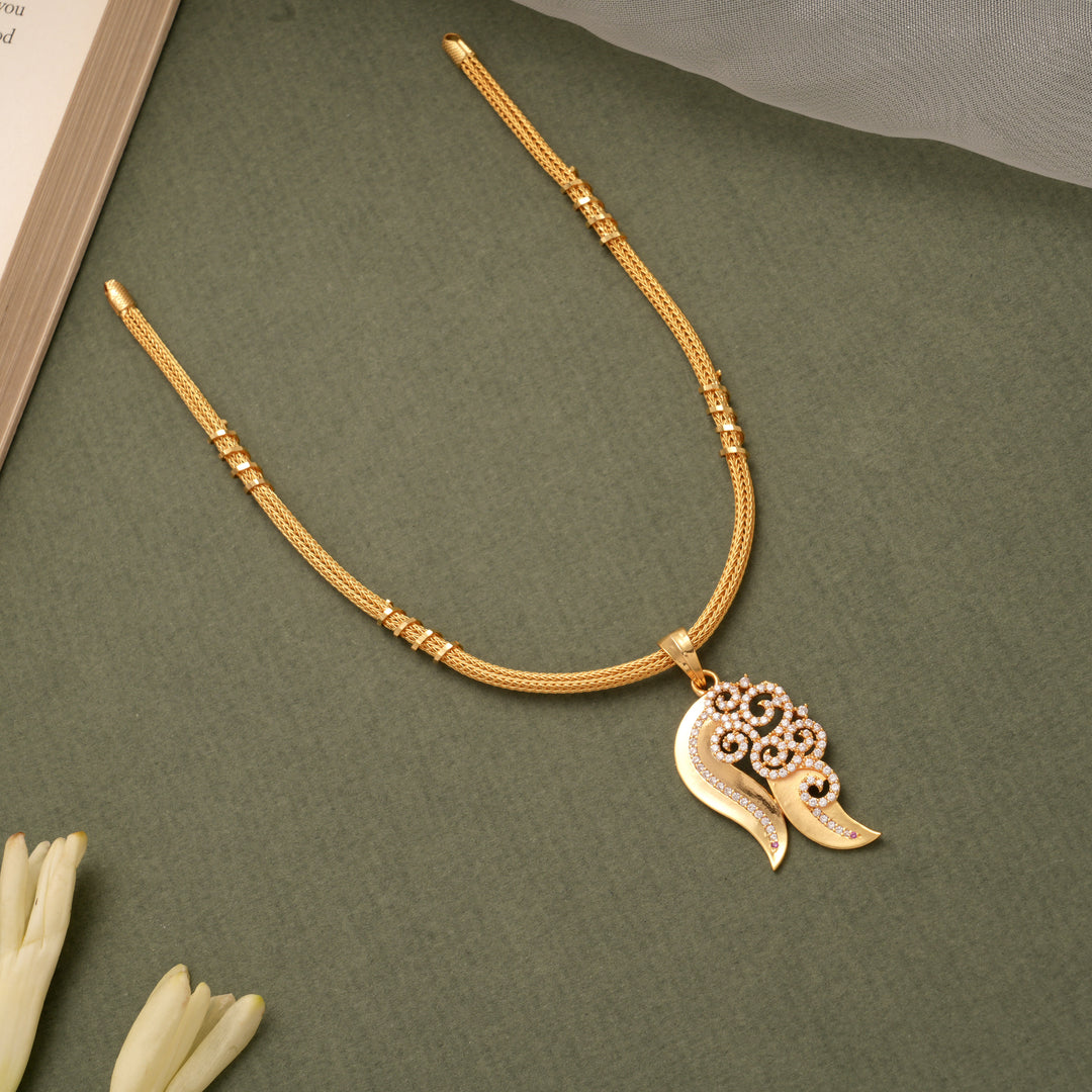 Curved Leaf Design Pendant Golden Necklace