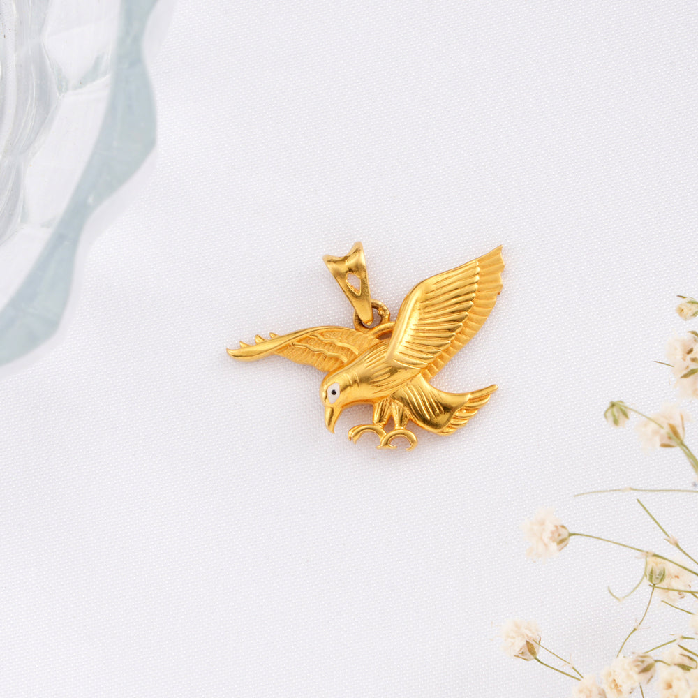 Exclusive Eagle Design Gold Pendant