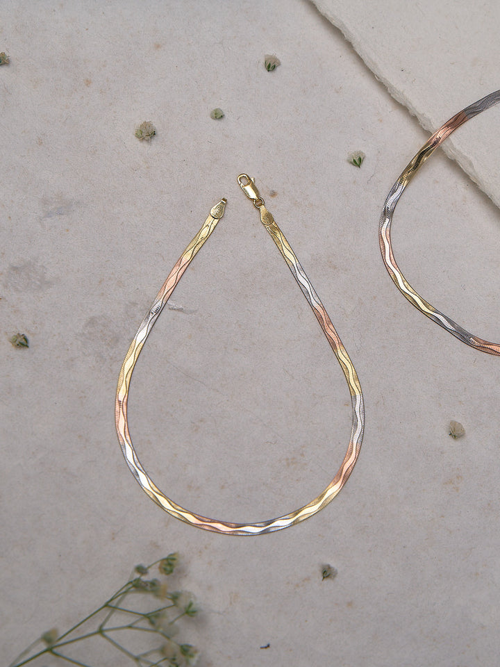 Moonbeam Rosé Drop Anklet