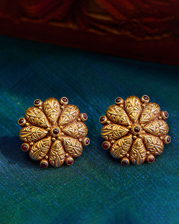 Divine Kundan Ruby Stone Studs