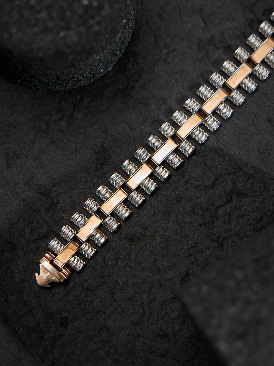 Knightline Wristwear Bracelet