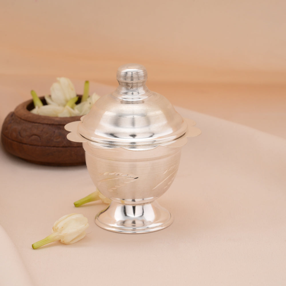 Classic Leaf Design Silver Kumkum Chimil