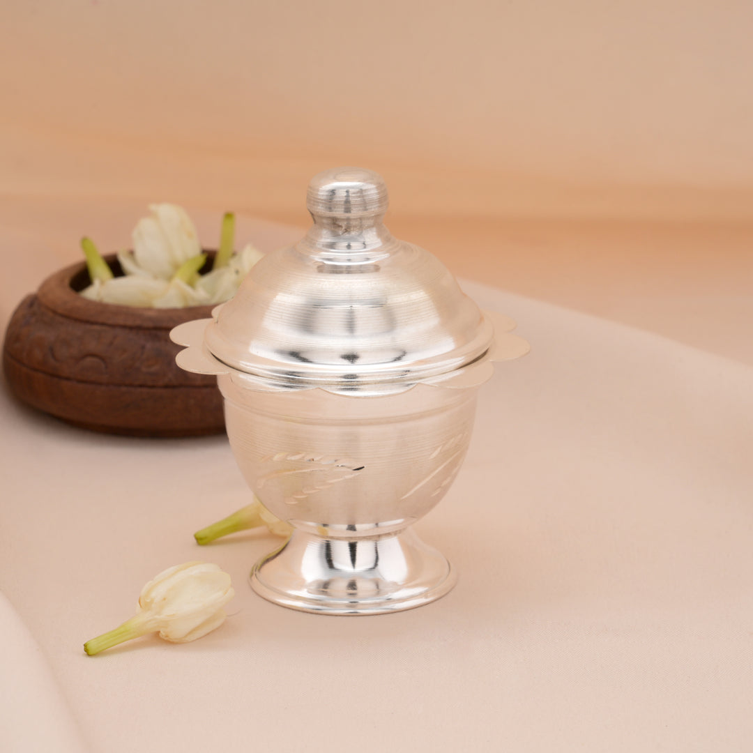Classic Leaf Design Silver Kumkum Chimil