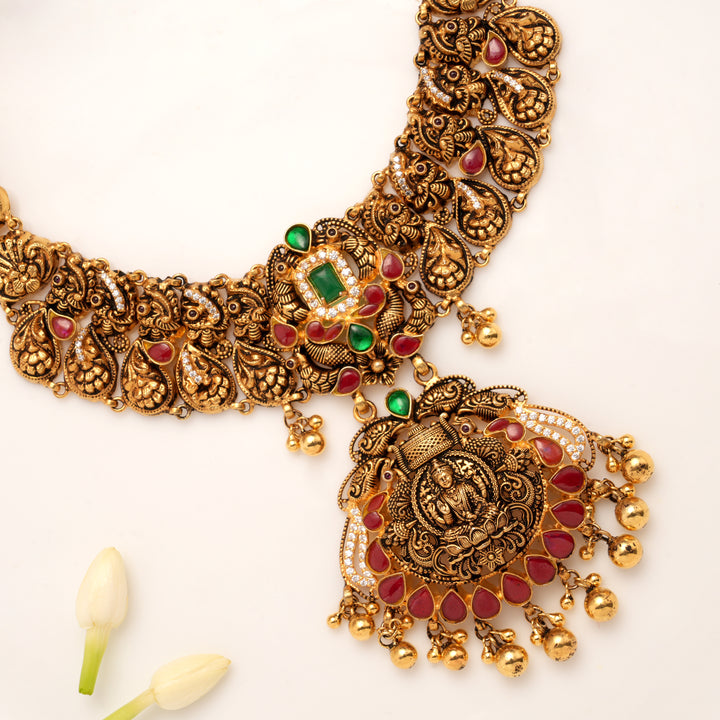 Antique Grand Design Golden Drops Necklace