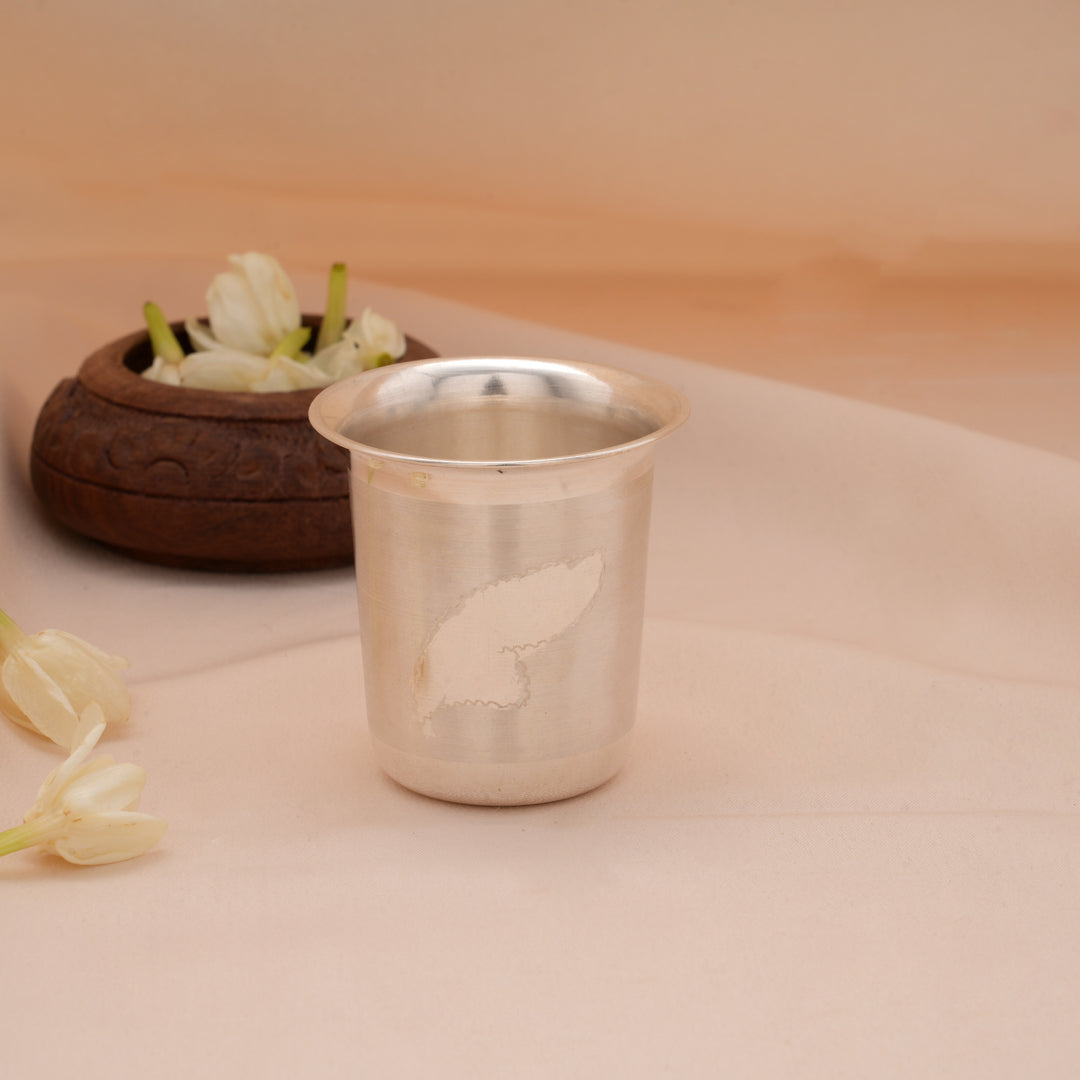 Elegant Leaf Embossed Silver Tumbler
