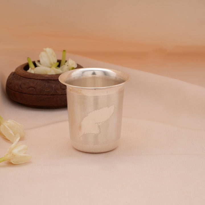 Elegant Leaf Embossed Silver Tumbler