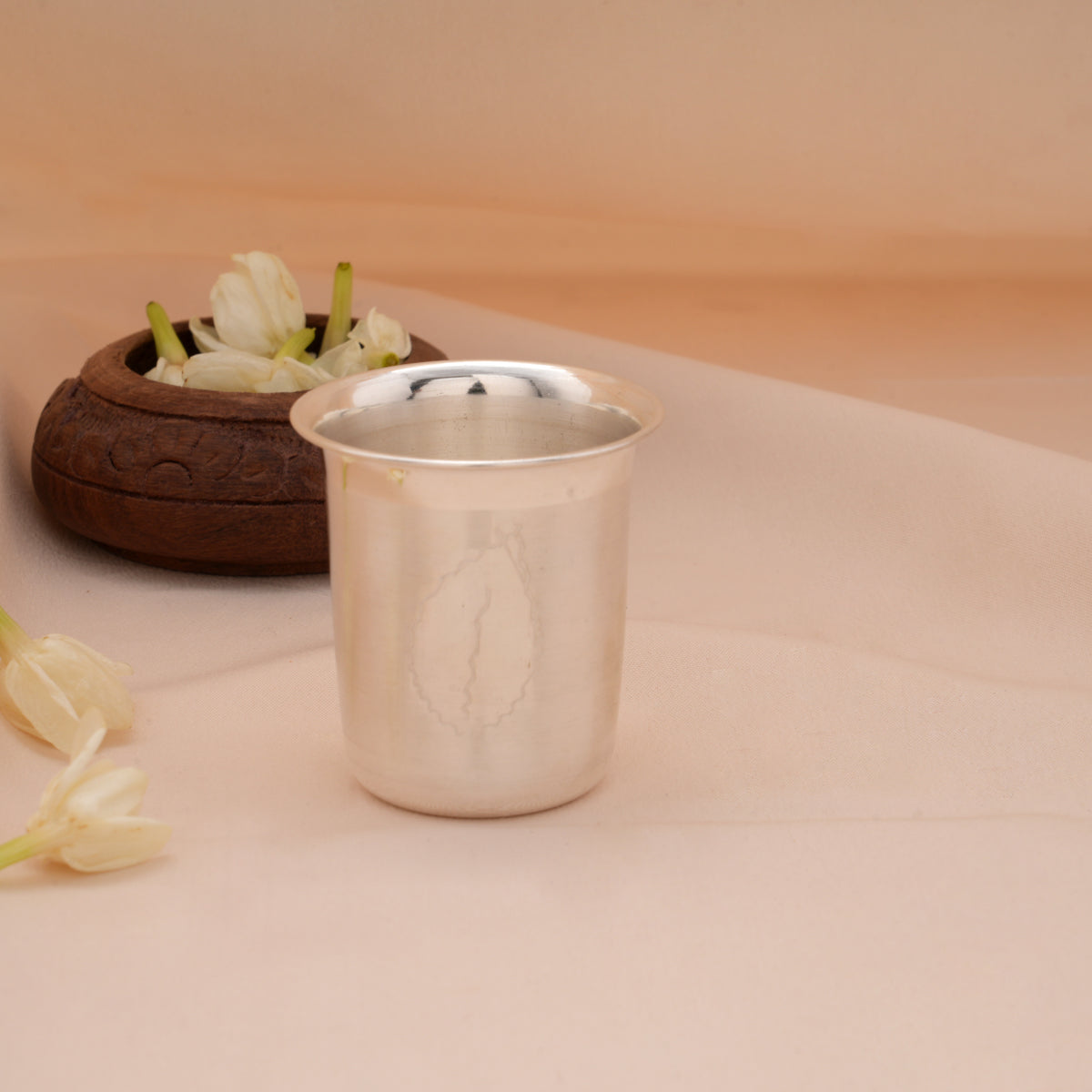 Tri Leaf Lotus Silver Embossed Tumbler