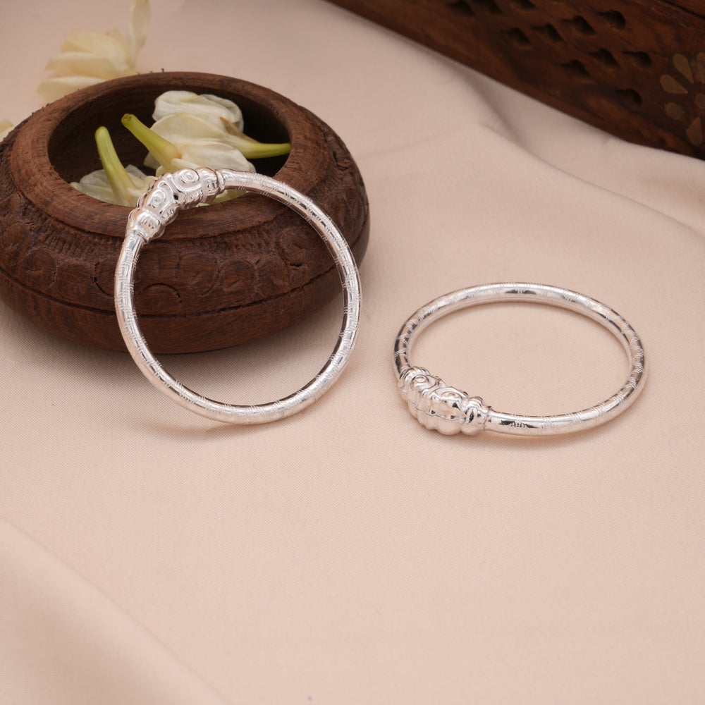 Classic Yazhi Design Silver Baby Bangle