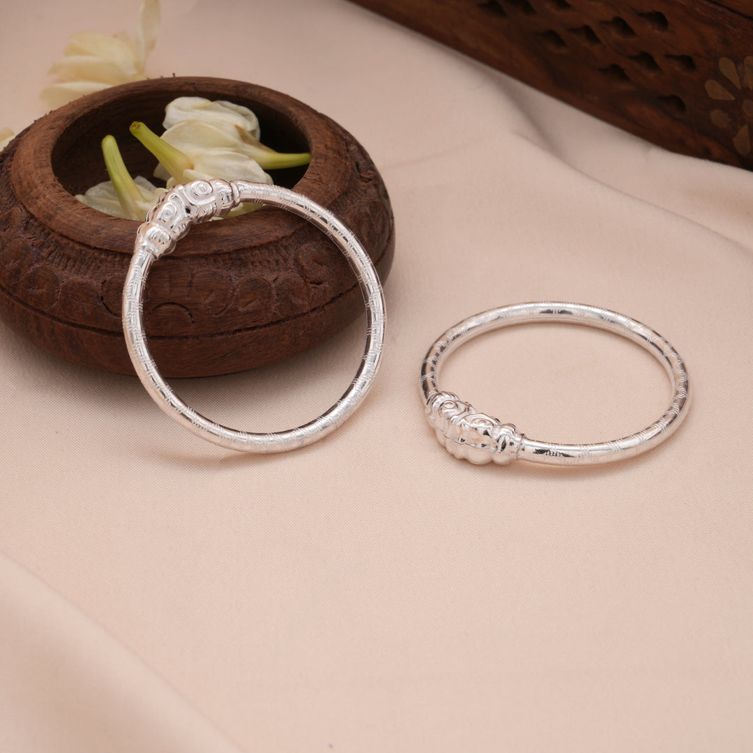 Classic Yazhi Design Silver Baby Bangle
