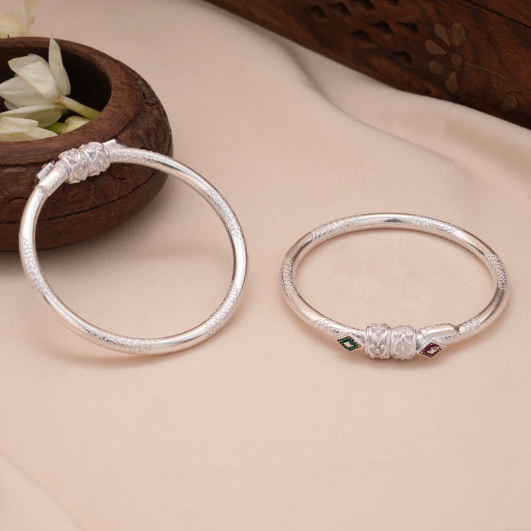 Premium Diamond Design Enamel Silver Baby Bangle