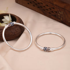 Regal Curved Ball Design Silver Baby Bangle