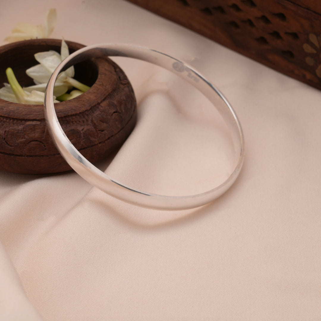 Minimalist Smooth Silver Men's Kappu