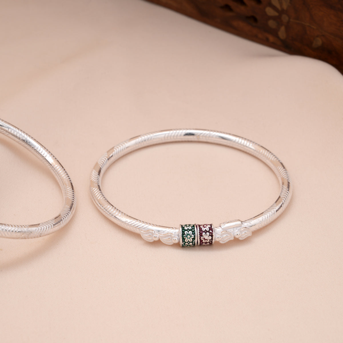 Stylish Floral Ball Silver Baby Bangle