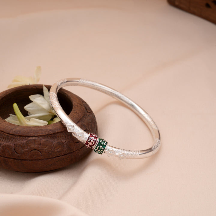 Stylish Dual Enamel Design Silver Bangle