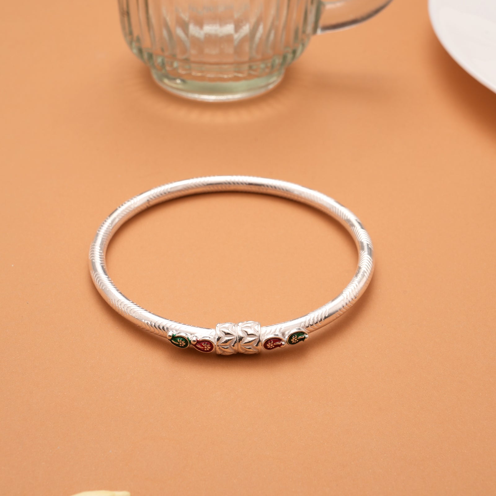 Dual Color Enamel Leaf Design Silver Bangles