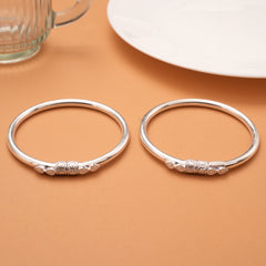 Elegant Tear Drop Design Silver Bangles