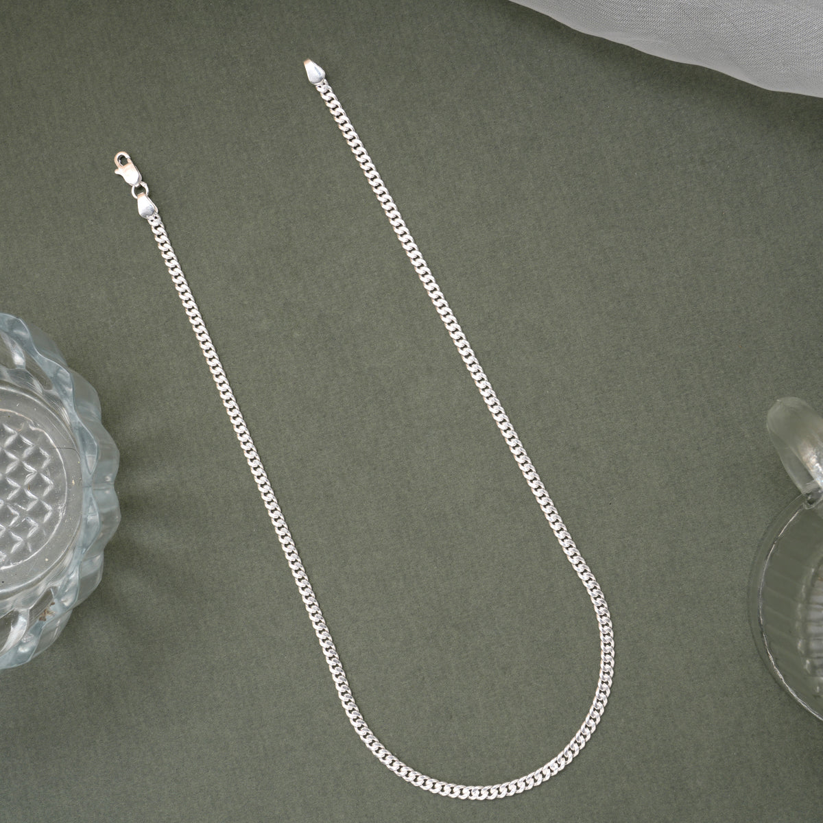 Minimalist Silver Interlocking Link Men’s Chain