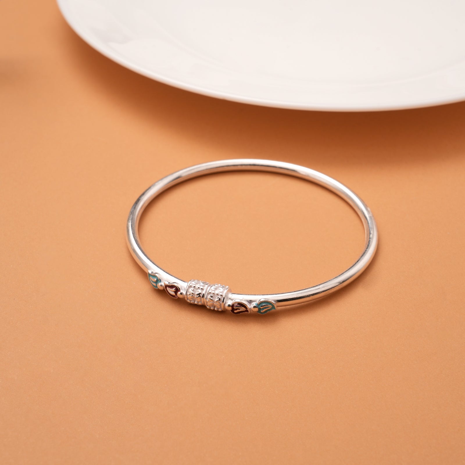 Sleek Tear Drop Enamel Design Silver Bangles