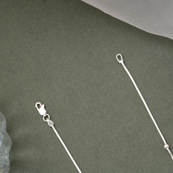 Fancy Ball Smooth Silver Women’s Chain