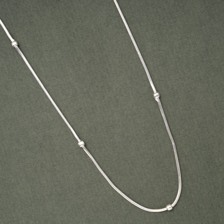 Fancy Ball Smooth Silver Women’s Chain