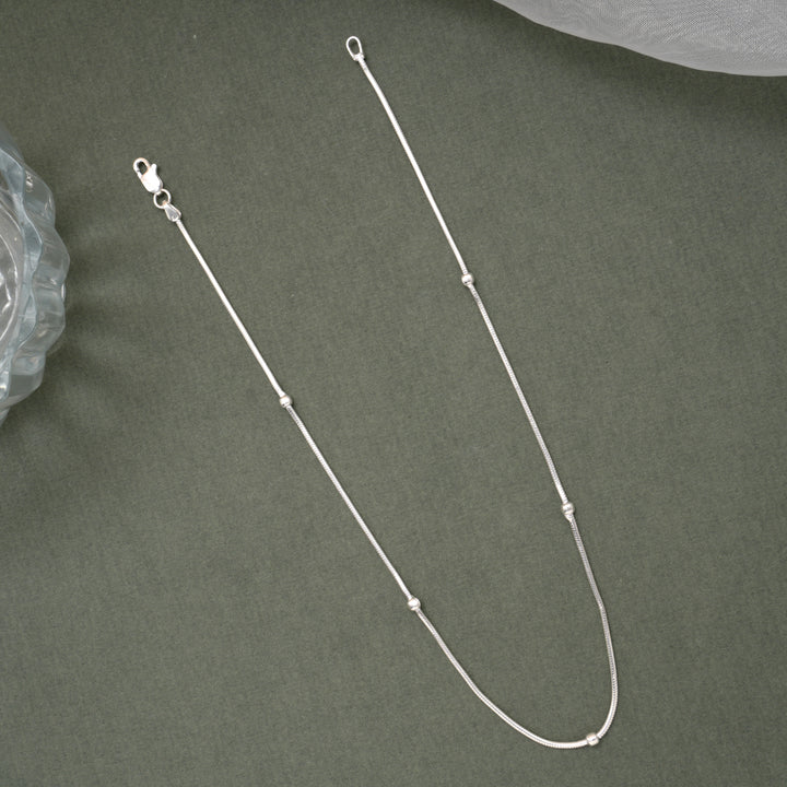 Fancy Ball Smooth Silver Women’s Chain