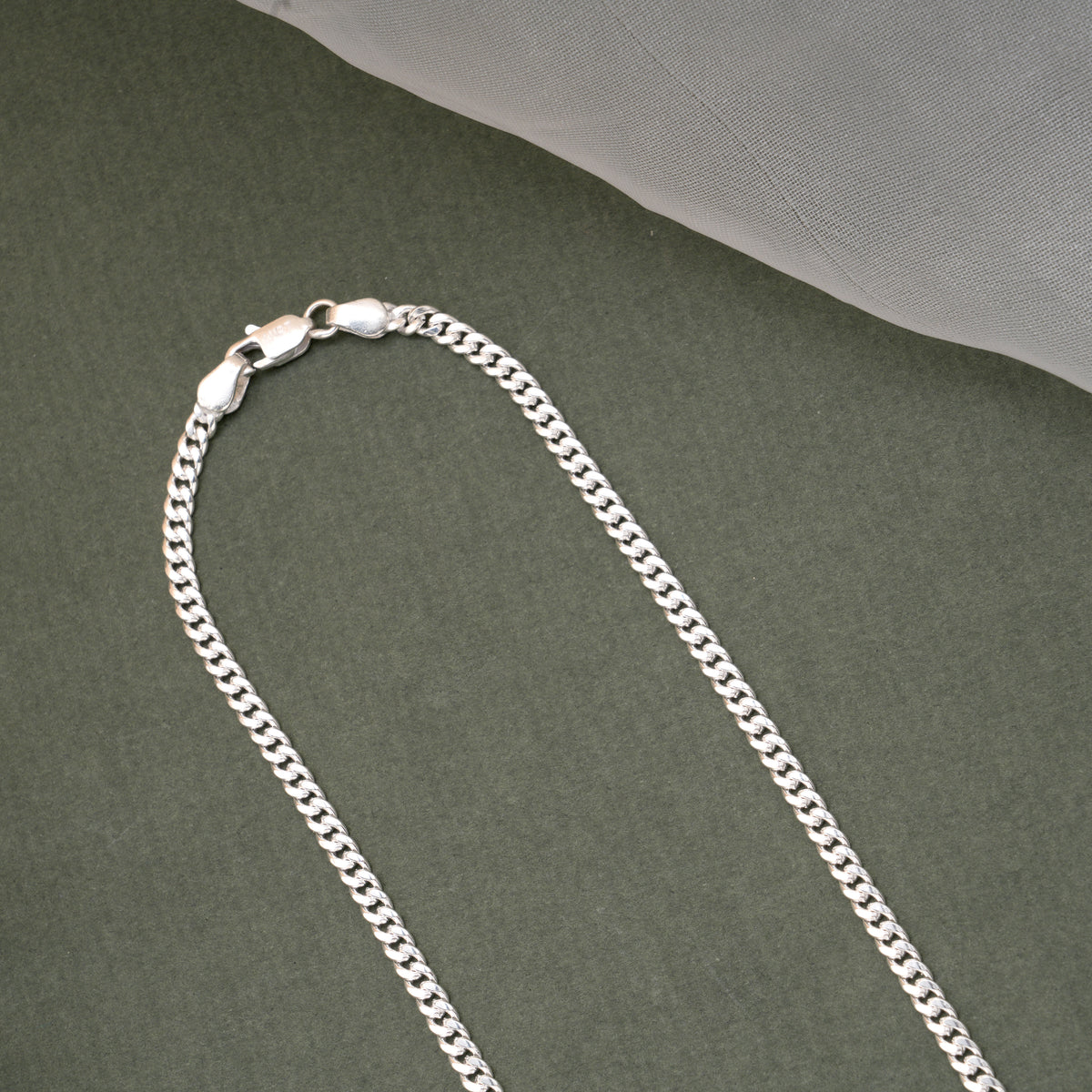 Bold Curb Design Link Silver Men’s Chain