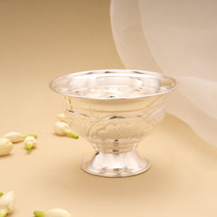 Premium Leaf Design Floral Silver Santhana Pela