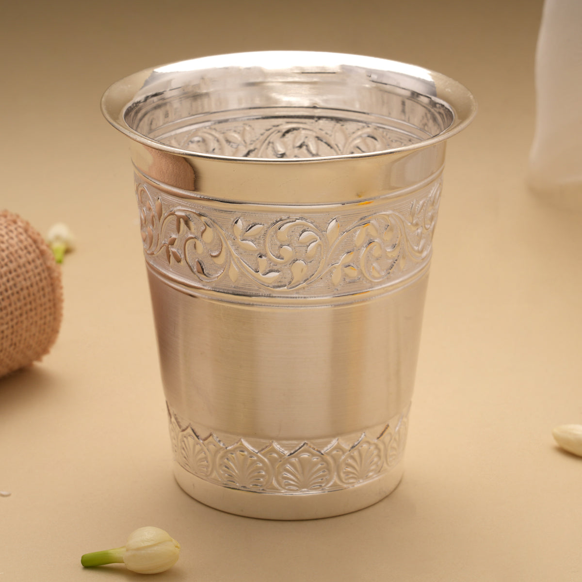 Heritage Minimal Design Silver Tumbler