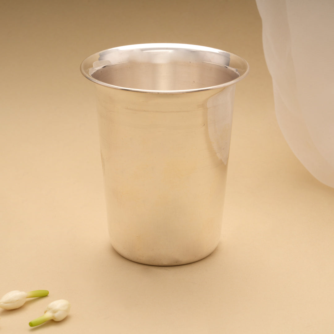 Stylish Silver Smooth Finish Tumbler