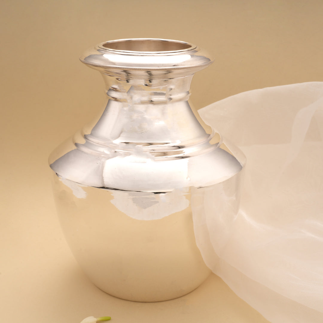 Heritage Smooth Finish Silver Kalasam