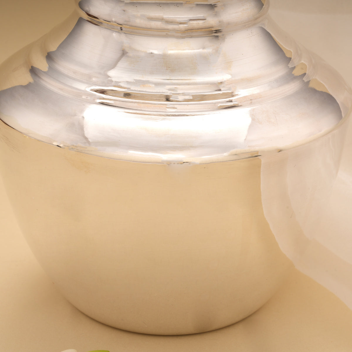 Luxury Smooth Finish Silver Kalasam