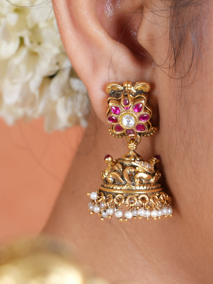 Sovereign Antique Majesty Jhumka