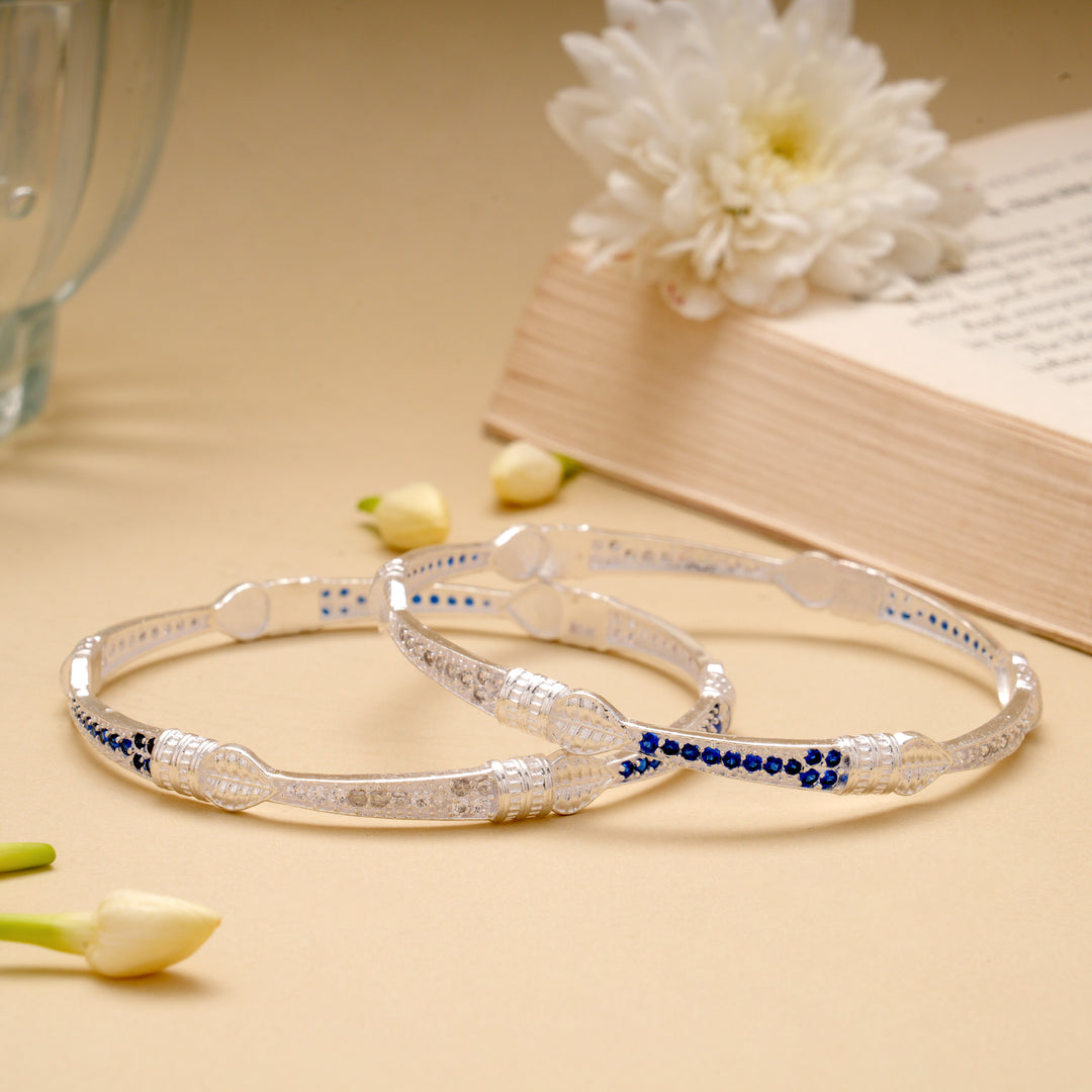 Classic Leaf Pattern Silver Bangle