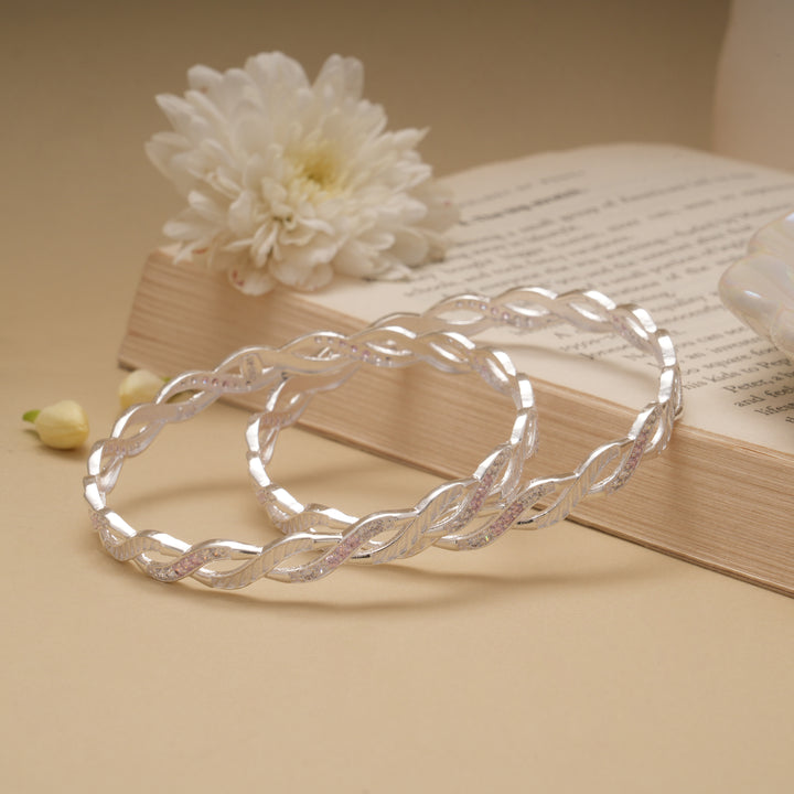Elegant Infinity Flow Silver Bangle