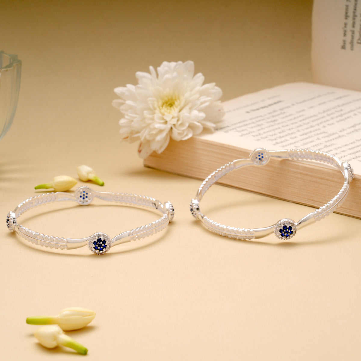 Curved Flower Design Silver Bangle