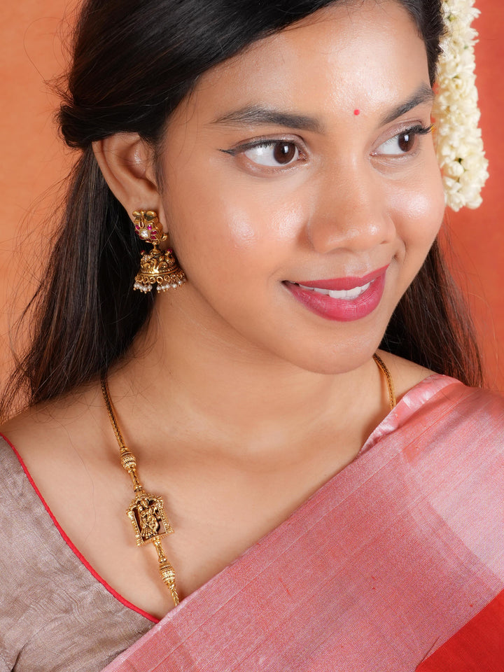 Divine Love Radha Krishna Chain