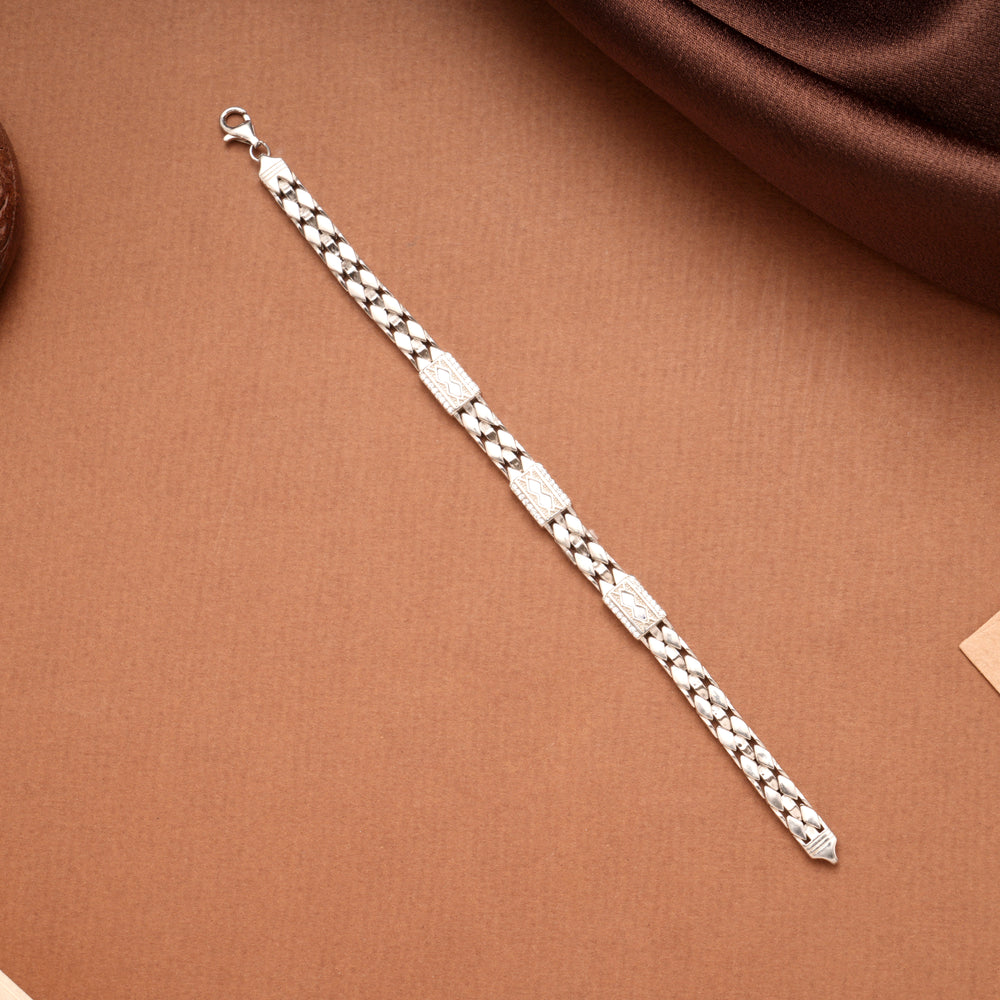 Sleek Shell Pattern Silver Men's Bracelet