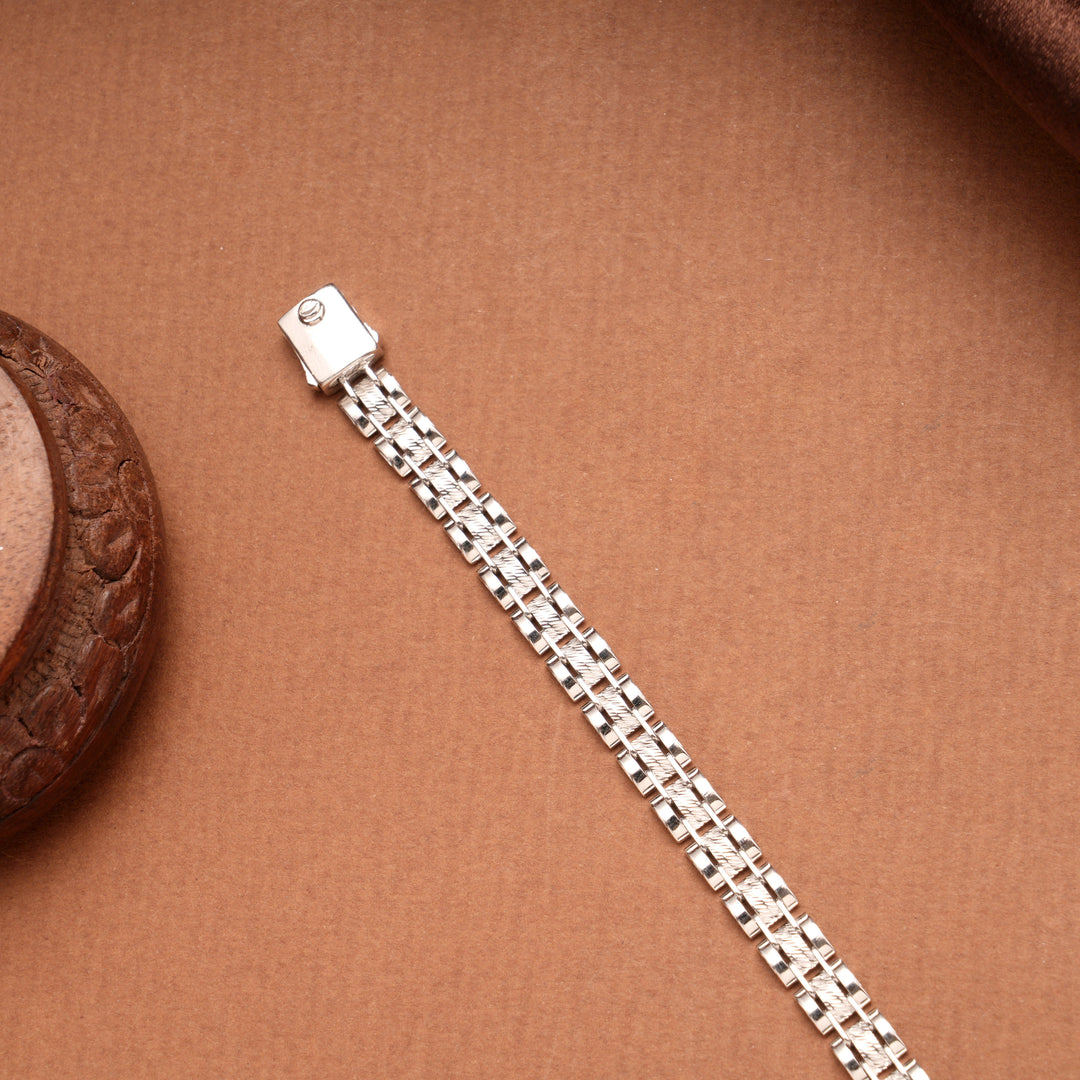 Silver Box Link Design Men’s Bracelet
