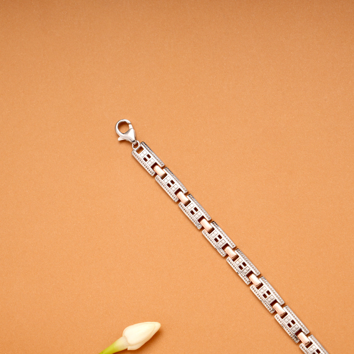 Delicate Link Pattern Silver Bracelet