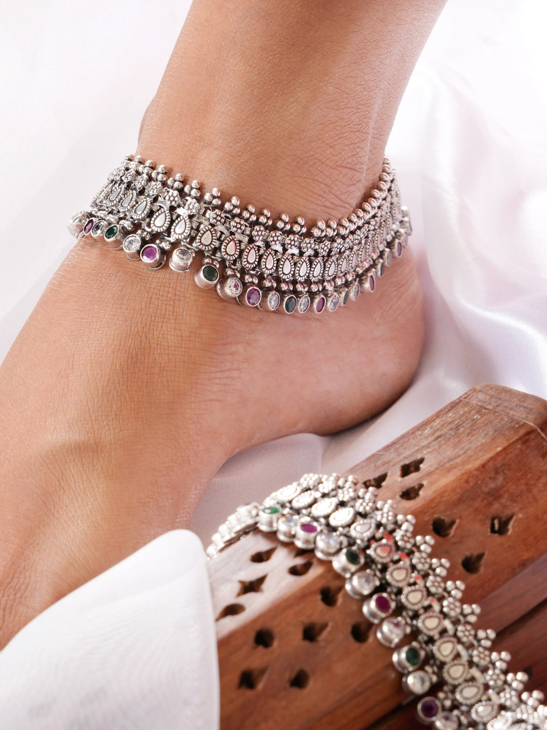 Maharani's Grace Antique Anklet