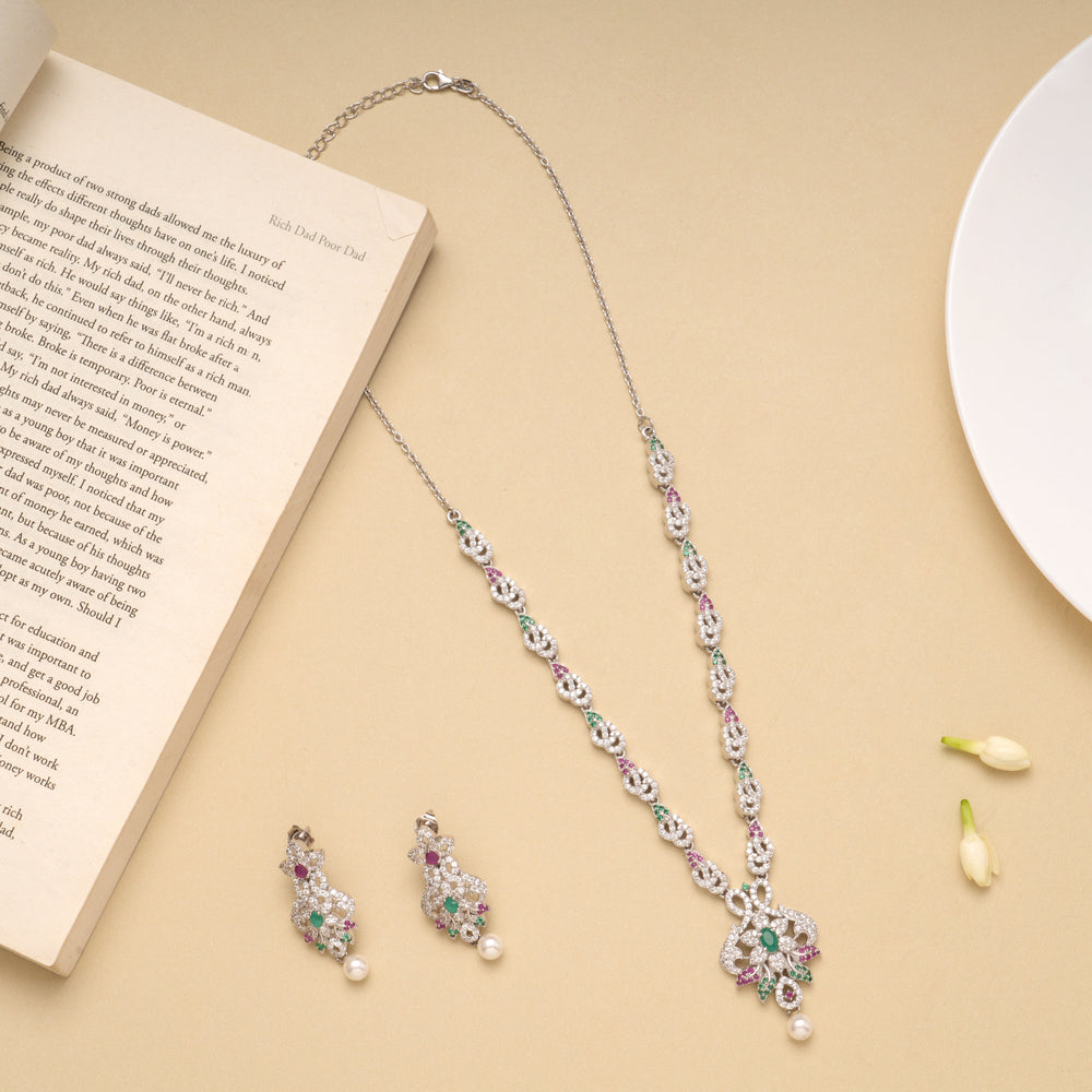Sparkling Swarovski Floral Emerald Necklace Set